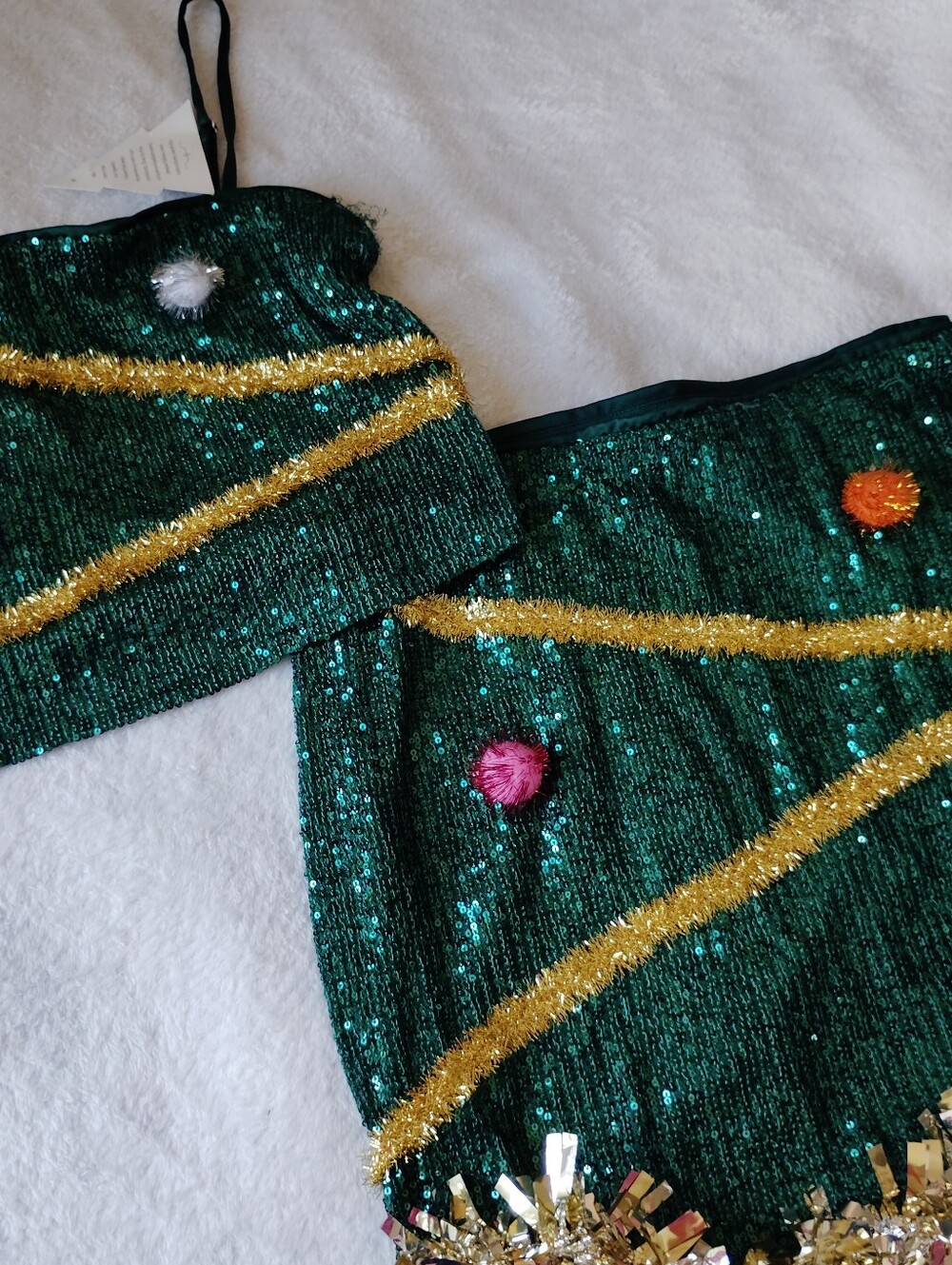 Love On A Hanger Sequin Christmas Tree 2 Piece Set Skirt Crop Top Festive Size L